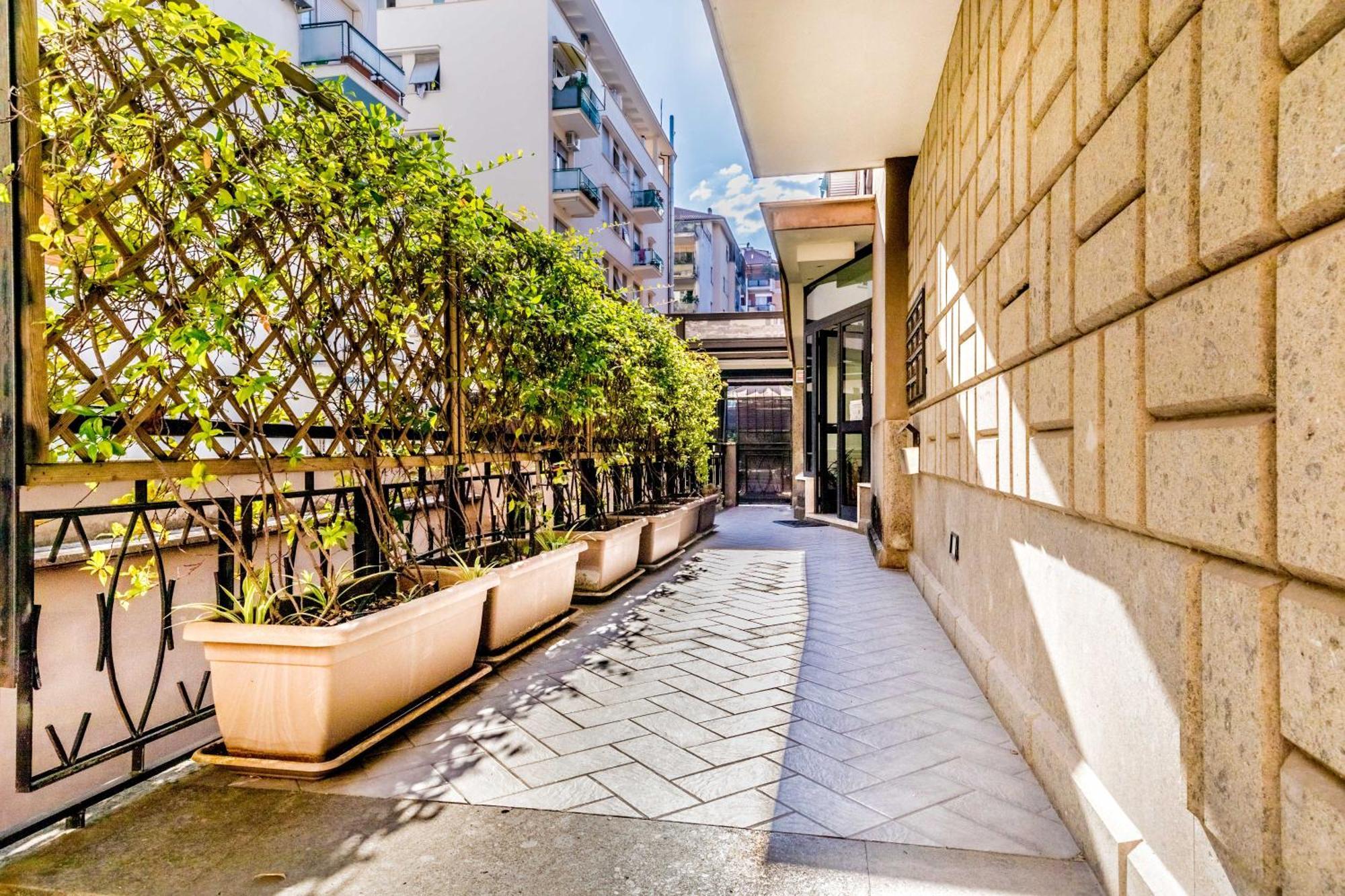 Attico Trilocale In Zona Farnesina Apartment โรม ภายนอก รูปภาพ